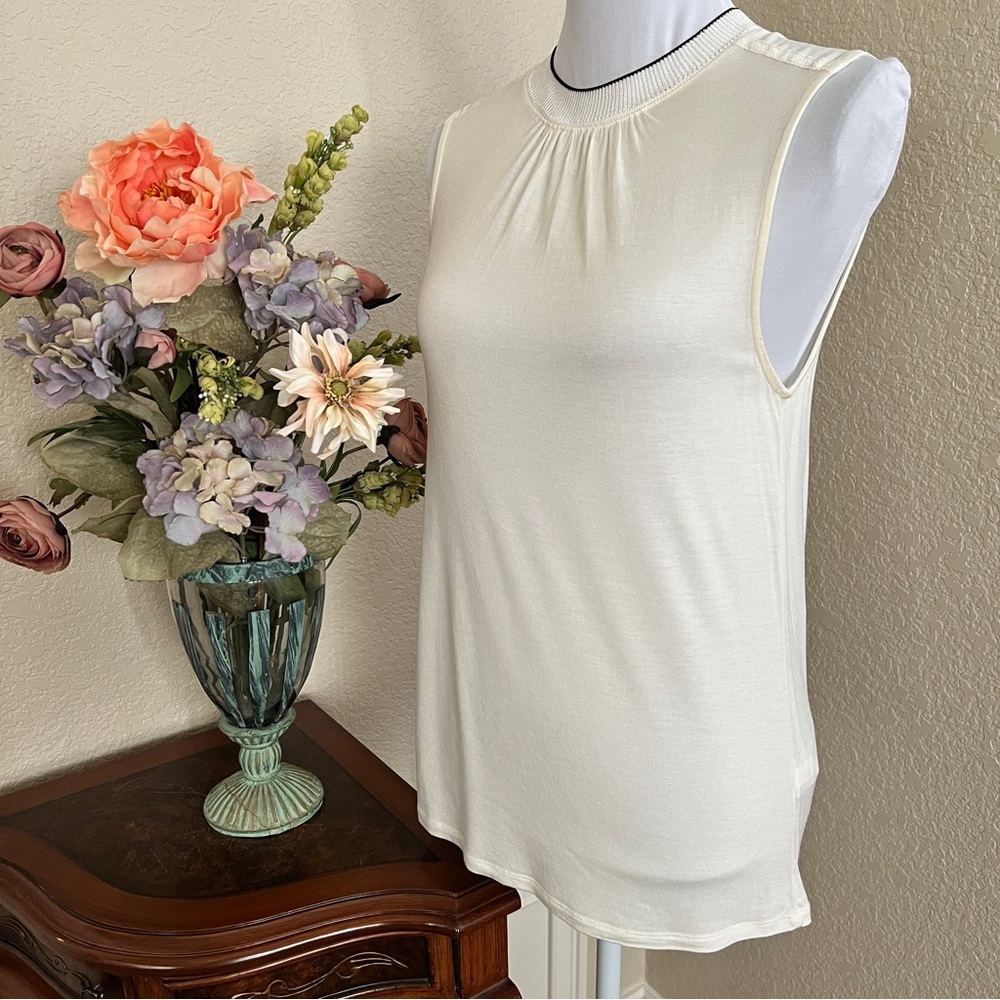 Banana Republic High Neck Sleeveless Top - Picture 2 of 11